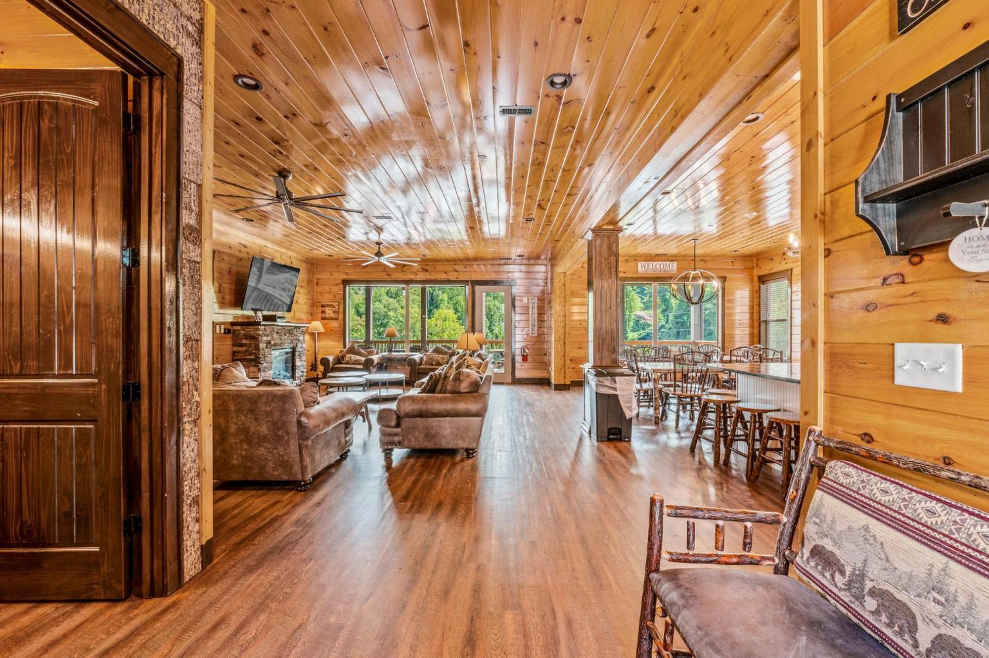 Villa The Majestic Pine Retreat By Stony Brook Cabins Gatlinburg Exterior foto