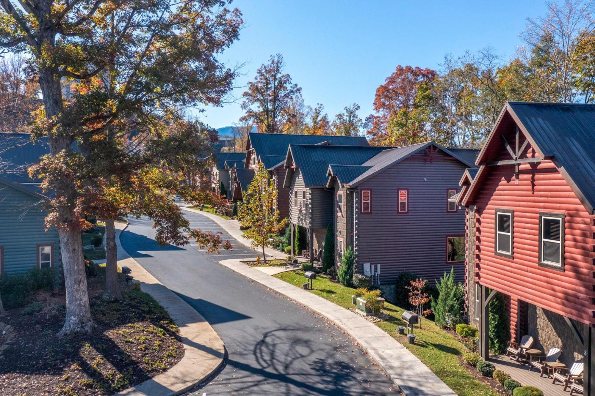 Villa The Majestic Pine Retreat By Stony Brook Cabins Gatlinburg Exterior foto