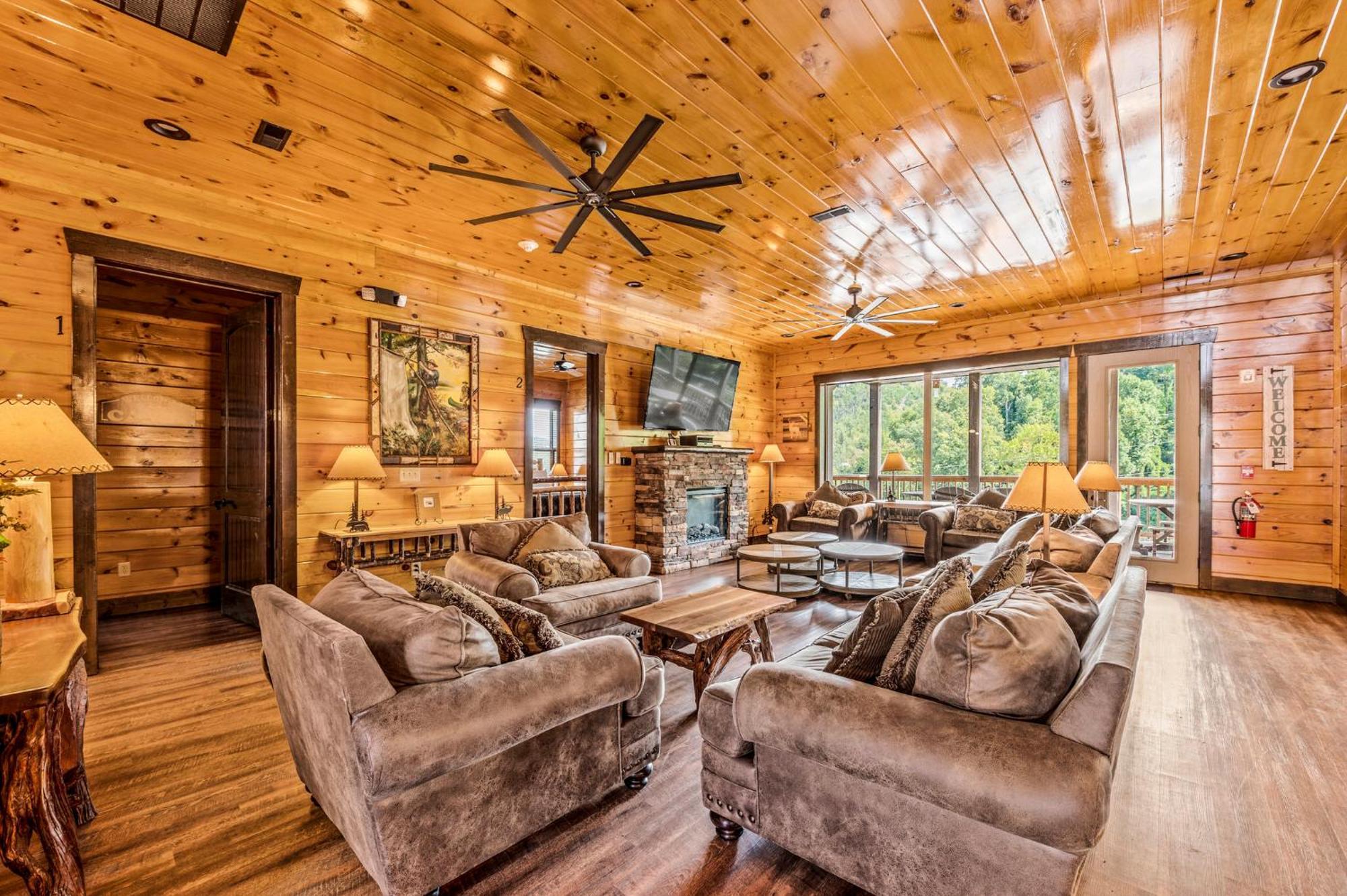 Villa The Majestic Pine Retreat By Stony Brook Cabins Gatlinburg Exterior foto