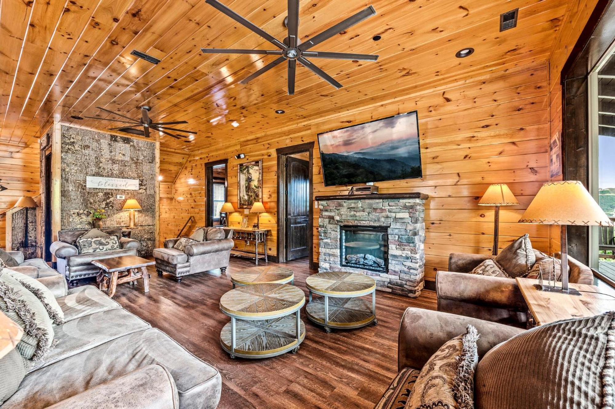 Villa The Majestic Pine Retreat By Stony Brook Cabins Gatlinburg Exterior foto